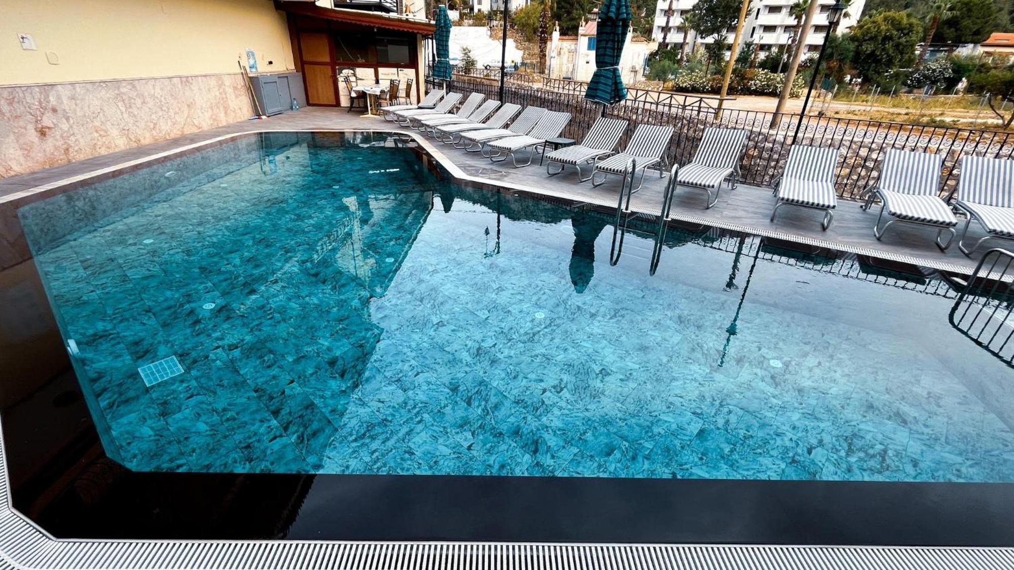 Ozlem 2 Apart Hotel มาร์มาริส ภายนอก รูปภาพ