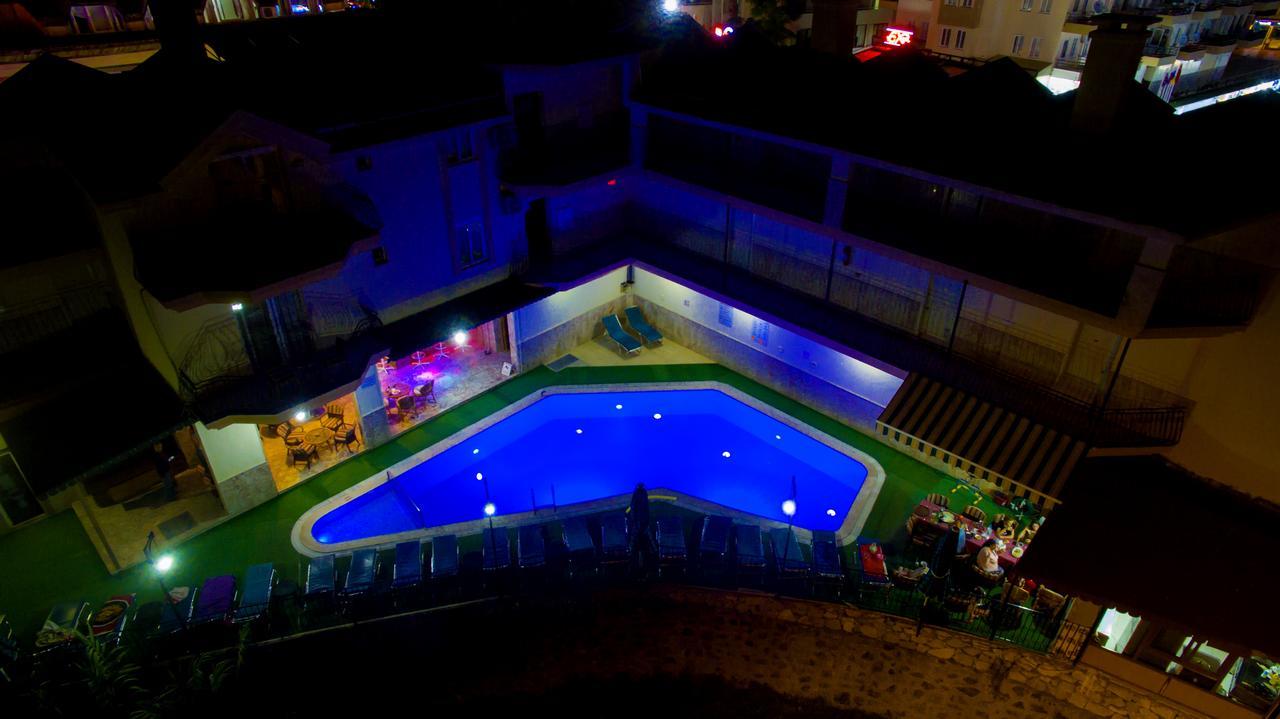 Ozlem 2 Apart Hotel มาร์มาริส ภายนอก รูปภาพ