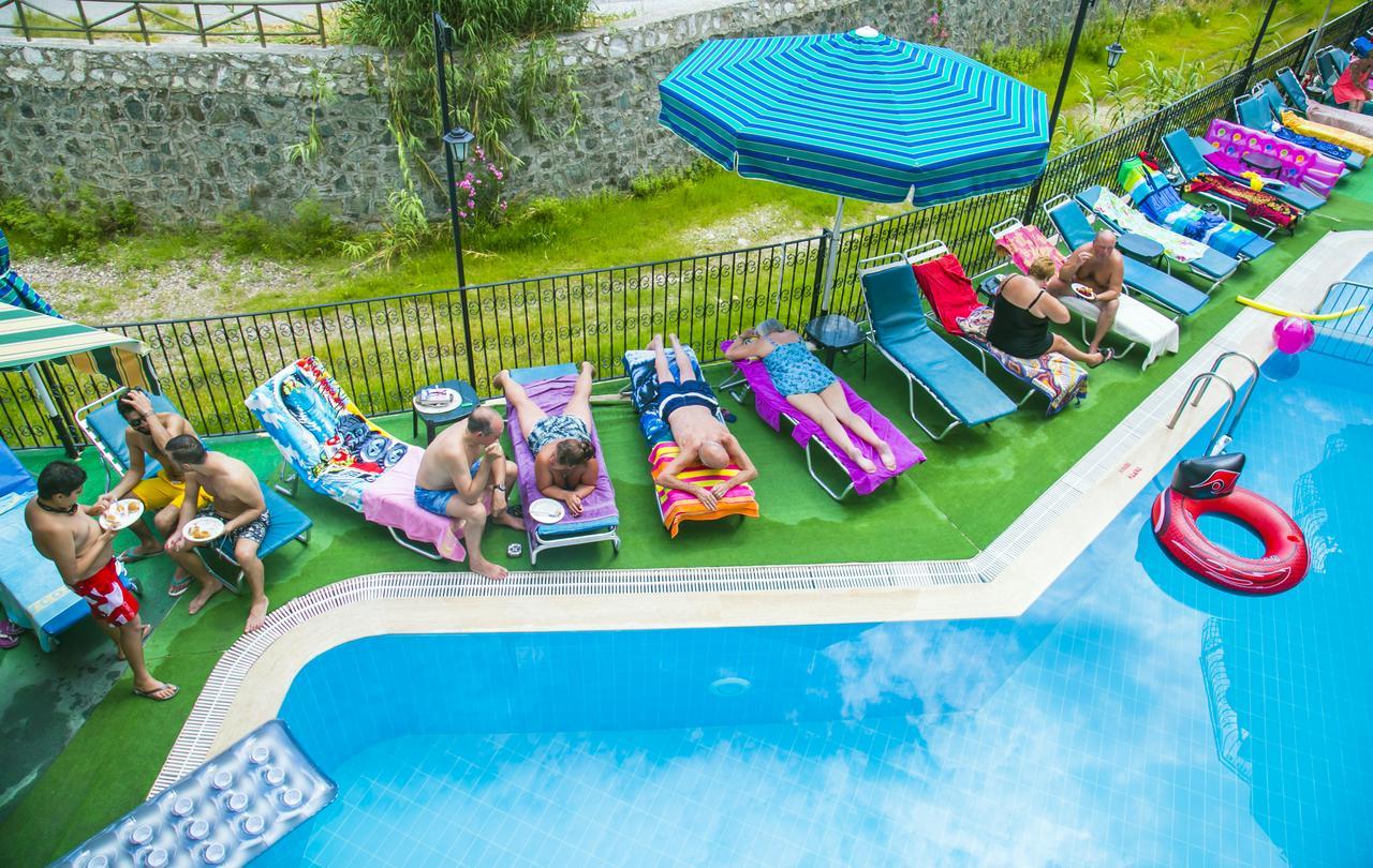 Ozlem 2 Apart Hotel มาร์มาริส ภายนอก รูปภาพ